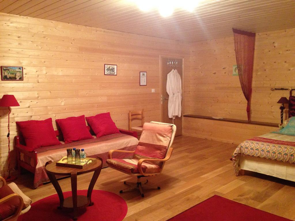 Bed and Breakfast Domaine Du Val De Soux Montgaillard-de-Salies Zimmer foto