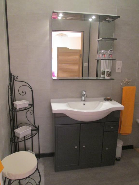 Bed and Breakfast Domaine Du Val De Soux Montgaillard-de-Salies Zimmer foto