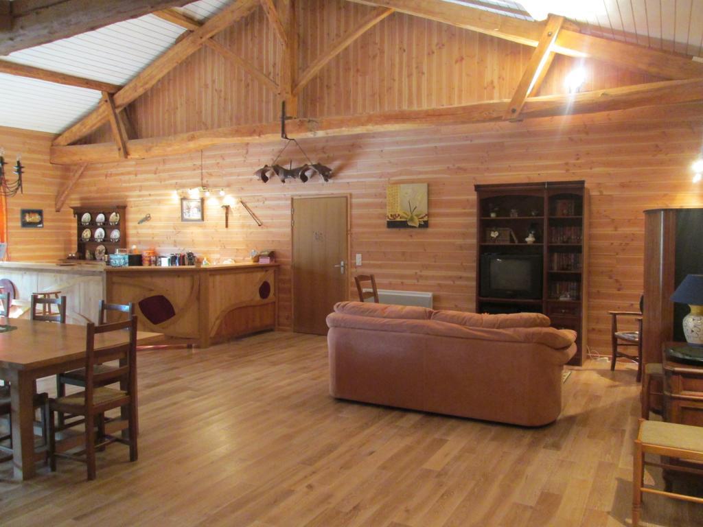 Bed and Breakfast Domaine Du Val De Soux Montgaillard-de-Salies Exterior foto