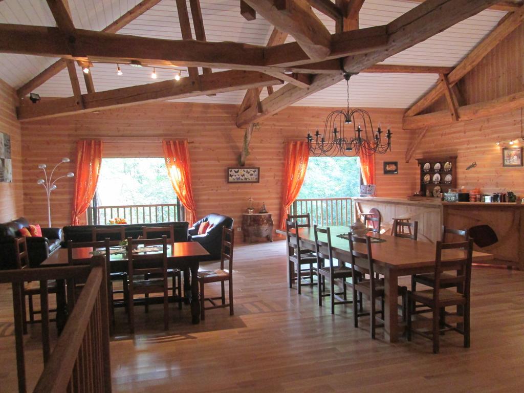 Bed and Breakfast Domaine Du Val De Soux Montgaillard-de-Salies Exterior foto