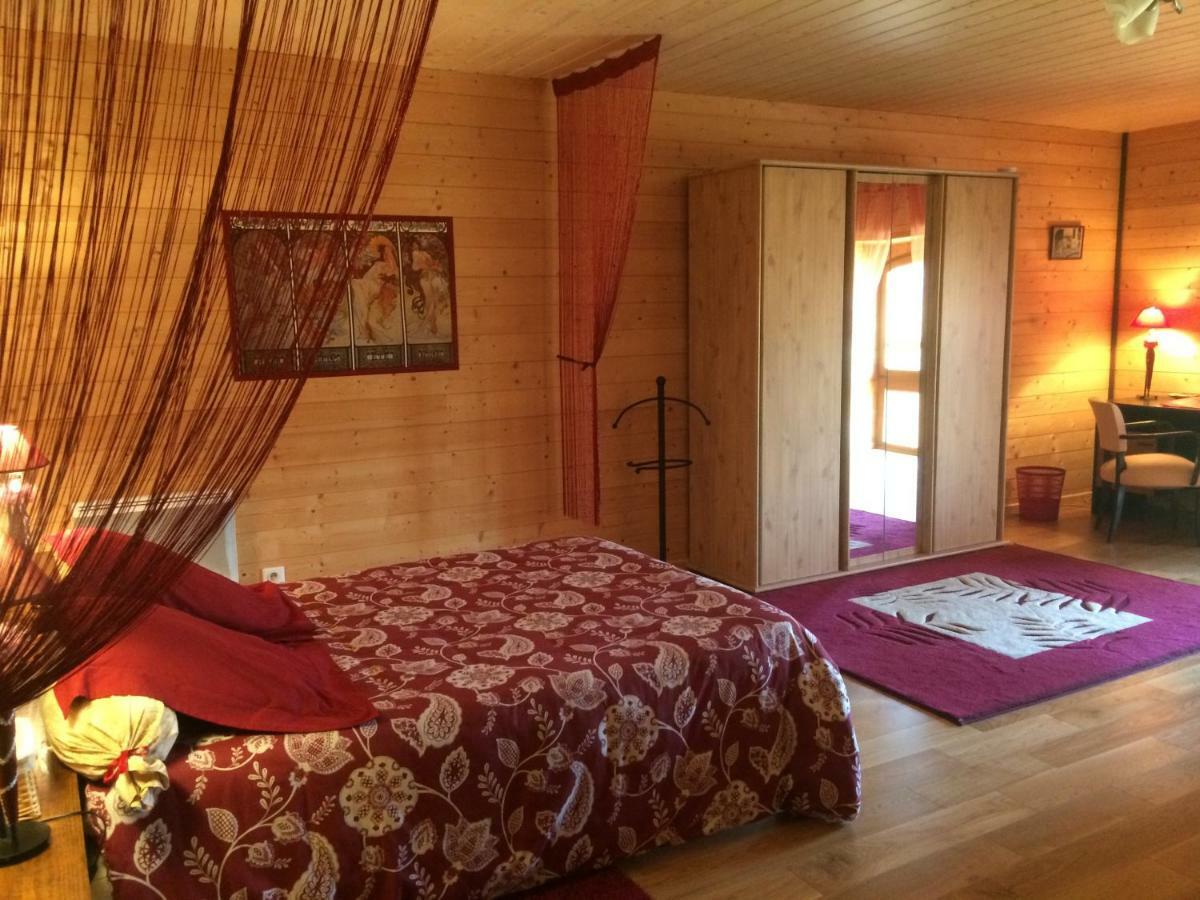 Bed and Breakfast Domaine Du Val De Soux Montgaillard-de-Salies Exterior foto